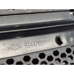 Recambio de rejilla delantera para peugeot partner (s2) combi plus referencia OEM IAM 9644758577 9644758777 