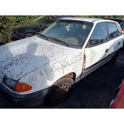 opel astra f berlina del año 1993
