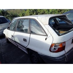 opel astra f berlina del año 1993