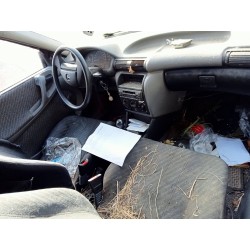 opel astra f berlina del año 1993