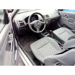 seat ibiza (6k1) del año 2002