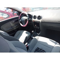 seat ibiza (6l1) del año 2003