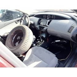 nissan primera berlina (p11) del año 2002