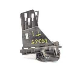 Recambio de cerradura puerta trasera izquierda para ford fiesta (cb1) titanium referencia OEM IAM 8A6AA26413AF  
