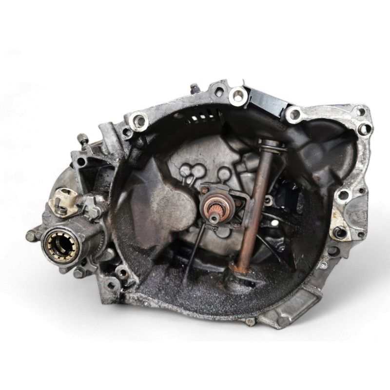 Recambio de caja cambios para peugeot 205 berlina referencia OEM IAM   