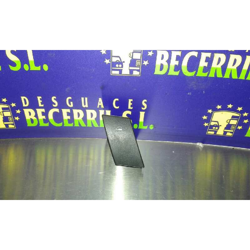Recambio de mando elevalunas delantero derecho para seat ibiza (6l1) stella referencia OEM IAM 6L09598569B9 Recambio de mando elevalunas delantero derecho para seat ibiza (6l1) stella referencia OEM IAM 6L09598569B9