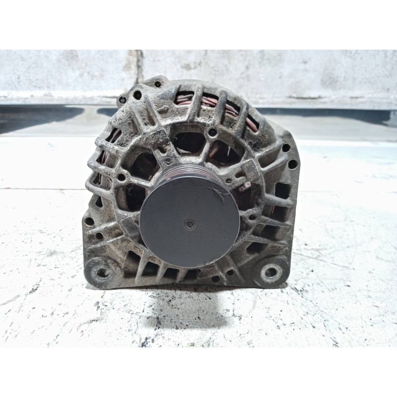 Recambio de alternador para opel movano furgón corto 2.8t referencia OEM IAM SG12B017 437208 
