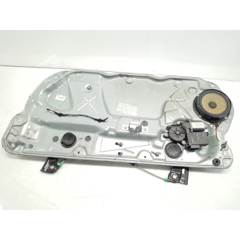Recambio de elevalunas delantero derecho para volkswagen polo (9n3) referencia OEM IAM 6Q3837402S Recambio de elevalunas delantero derecho para volkswagen polo (9n3) referencia OEM IAM 6Q3837402S