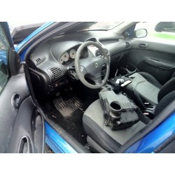 peugeot 206 berlina del año 2005
