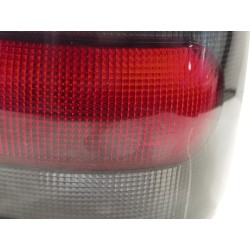 Recambio de piloto trasero derecho para renault 19 (b/c/l53) b53705 referencia OEM IAM 7700815980D  