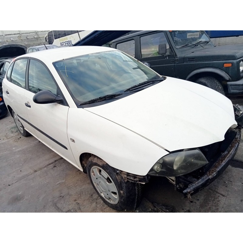 seat ibiza (6l1) del año 2002