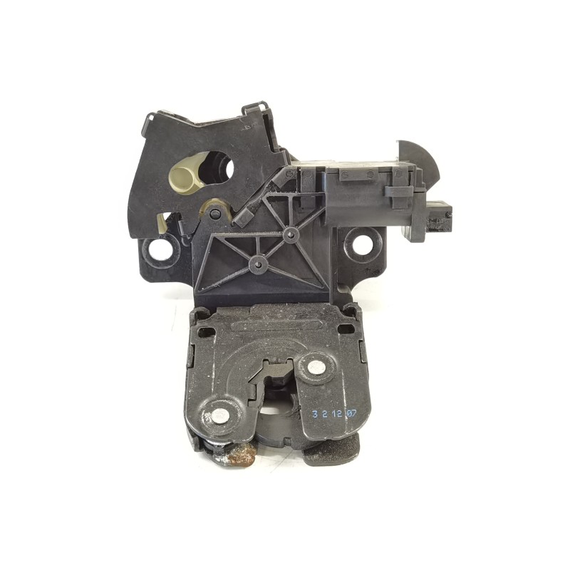 Recambio de cerradura maletero / portón para audi a3 (8p) 2.0 tdi ambiente referencia OEM IAM 8P4827505C  