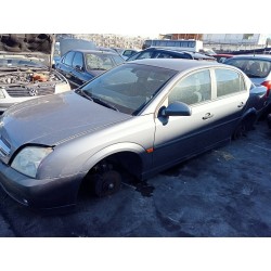 opel vectra c berlina del año 2003