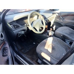 citroen c5 berlina del año 2002