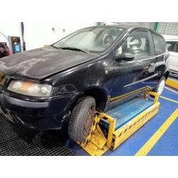 fiat punto berlina (188) del año 2001