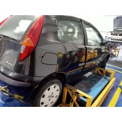 fiat punto berlina (188) del año 2001