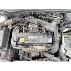 opel astra g berlina del año 2002