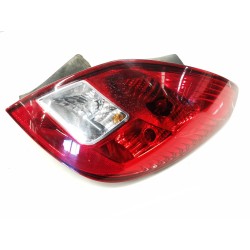 Recambio de piloto trasero derecho para opel corsa d referencia OEM IAM 93190951  