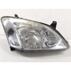 Recambio de faro derecho para toyota corolla (e12) 2.0 turbodiesel cat referencia OEM IAM 8113002150  