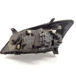 Recambio de faro derecho para toyota corolla (e12) 2.0 turbodiesel cat referencia OEM IAM 8113002150  