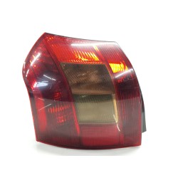 Recambio de piloto trasero izquierdo para toyota corolla (e12) 2.0 turbodiesel cat referencia OEM IAM 8155102150  