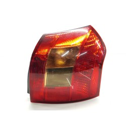 Recambio de piloto trasero derecho para toyota corolla (e12) 2.0 turbodiesel cat referencia OEM IAM 8156102150  