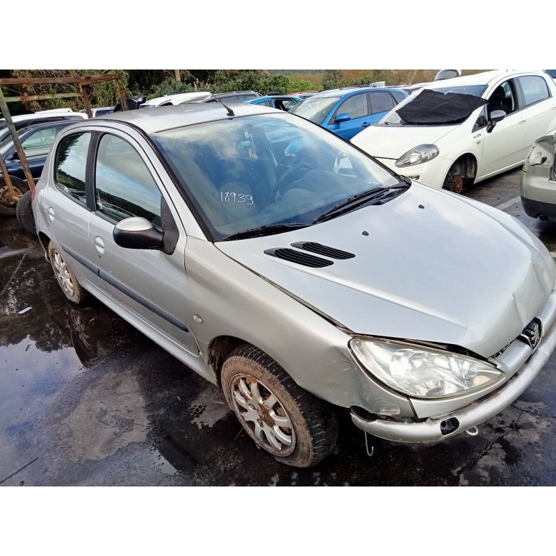 peugeot 206 berlina del año 2004