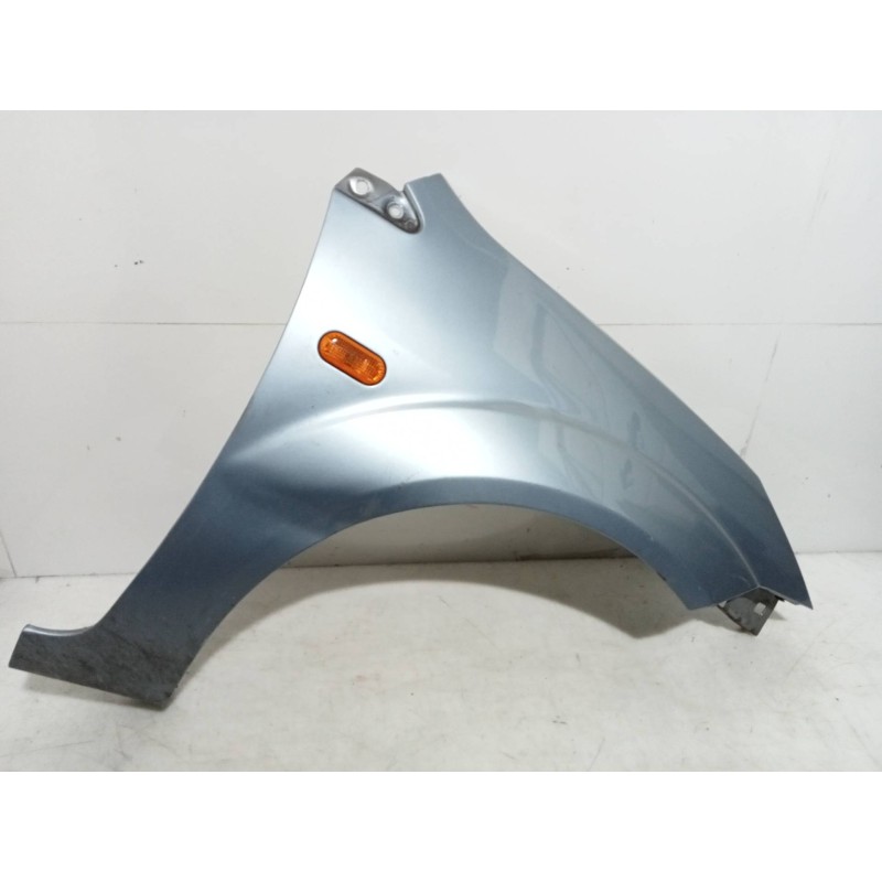 Recambio de aleta delantera derecha para ford fiesta (cbk) ambiente referencia OEM IAM Recambio de aleta delantera derecha para ford fiesta (cbk) ambiente referencia OEM IAM