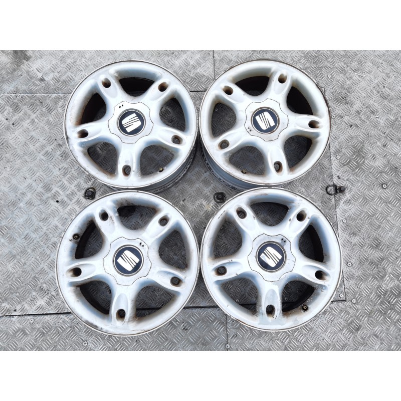 Recambio de juego llantas para seat leon (1m1) referencia OEM IAM 1M0601025A Recambio de juego llantas para seat leon (1m1) referencia OEM IAM 1M0601025A