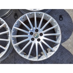 Recambio de juego llantas para alfa romeo 156 1.9 jtd 16v distinctive referencia OEM IAM 60689246  