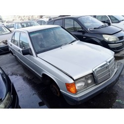 mercedes clase c (w201) berlina del año 1990