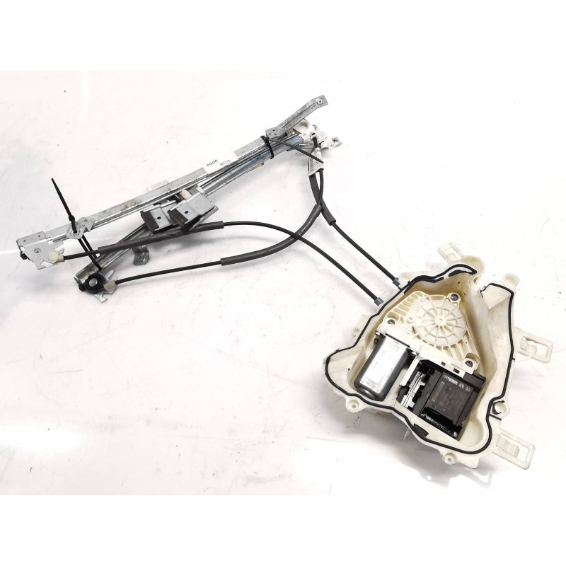 Recambio de elevalunas delantero derecho para seat altea (5p1) arena referencia OEM IAM 1T0959702G Recambio de elevalunas delantero derecho para seat altea (5p1) arena referencia OEM IAM 1T0959702G