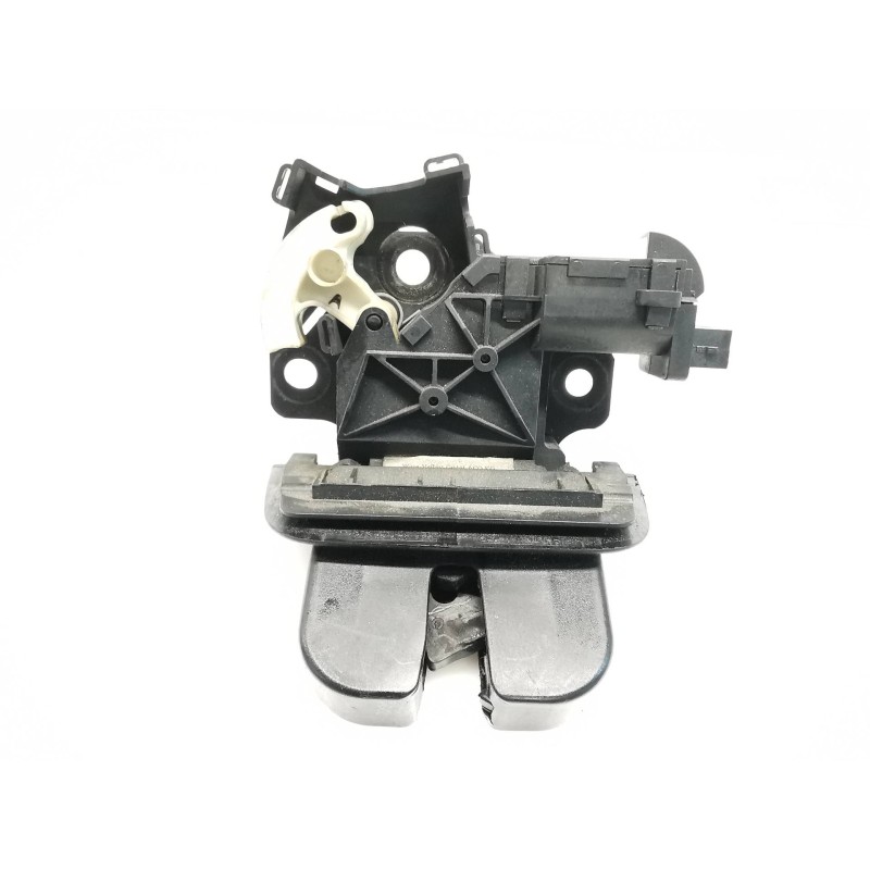 Recambio de cerradura maletero / portón para audi a4 avant (8e) 2.0 tdi referencia OEM IAM 8E9827520A Recambio de cerradura maletero / portón para audi a4 avant (8e) 2.0 tdi referencia OEM IAM 8E9827520A
