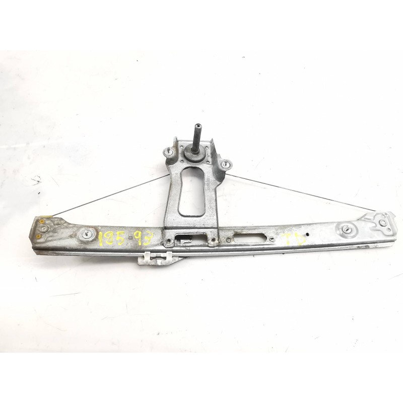 Recambio de elevalunas trasero derecho para bmw serie 3 berlina (e46) 320d referencia OEM IAM Recambio de elevalunas trasero derecho para bmw serie 3 berlina (e46) 320d referencia OEM IAM