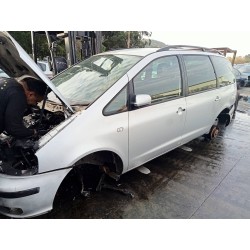 seat alhambra (7v9) del año 2004