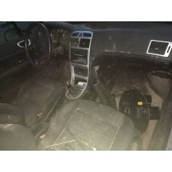 peugeot 307 berlina (s2) del año 2006