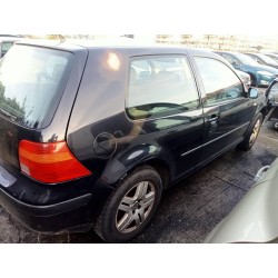 volkswagen golf iv berlina (1j1) del año 2001