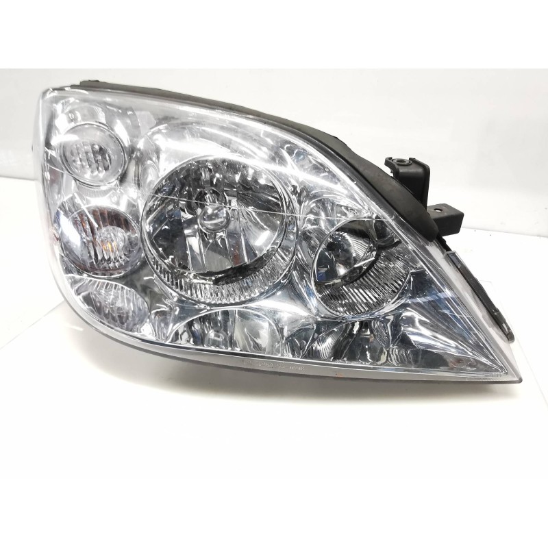 Recambio de faro derecho para nissan primera berlina (p12) acenta referencia OEM IAM 26010AU800  