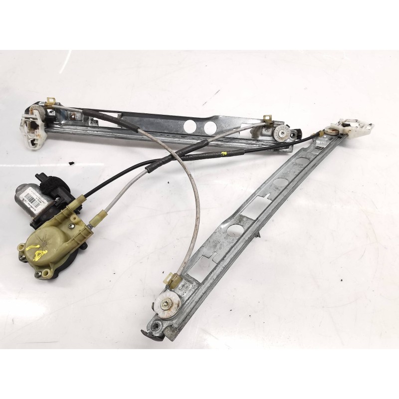Recambio de elevalunas delantero izquierdo para renault megane ii berlina 5p referencia OEM IAM 400790M  