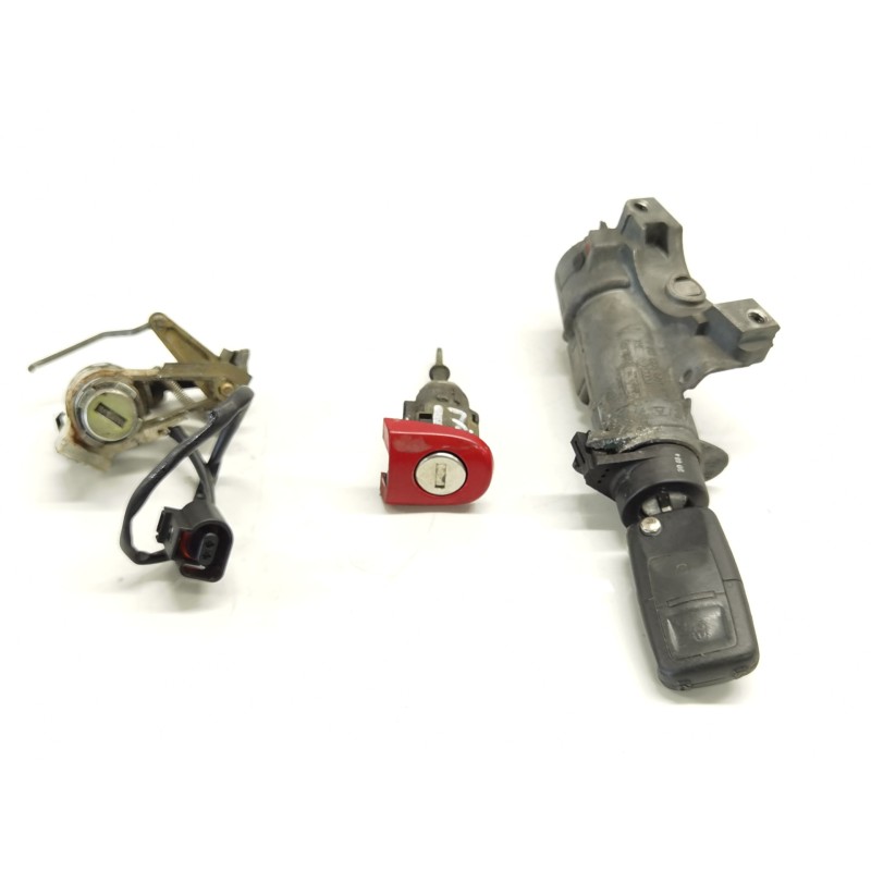 Recambio de antirrobo para volkswagen golf iv berlina (1j1) 25 aniversario referencia OEM IAM 4B0905851C Recambio de antirrobo para volkswagen golf iv berlina (1j1) 25 aniversario referencia OEM IAM 4B0905851C