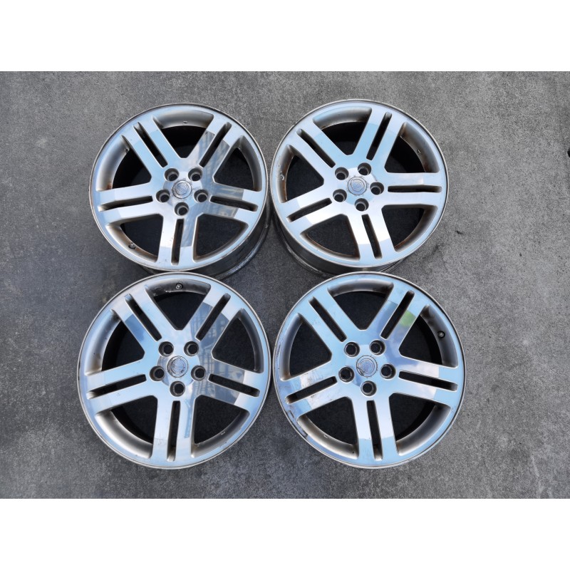 Recambio de juego llantas para chrysler 300 c touring 3.5 referencia OEM IAM NO SE Recambio de juego llantas para chrysler 300 c touring 3.5 referencia OEM IAM NO SE