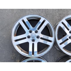 Recambio de juego llantas para chrysler 300 c touring 3.5 referencia OEM IAM   NO SE