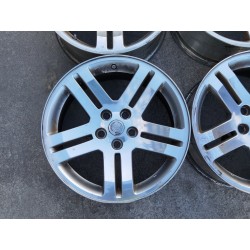Recambio de juego llantas para chrysler 300 c touring 3.5 referencia OEM IAM   NO SE