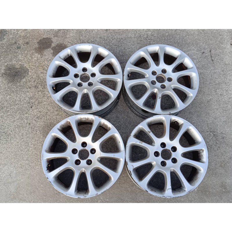 Recambio de juego llantas para honda cr-v (re) comfort referencia OEM IAM   