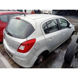 opel corsa d del año 2011