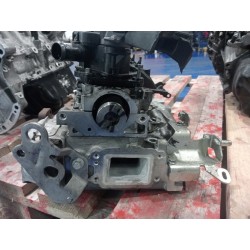 Recambio de culata para peugeot 207 referencia OEM IAM 8HR  