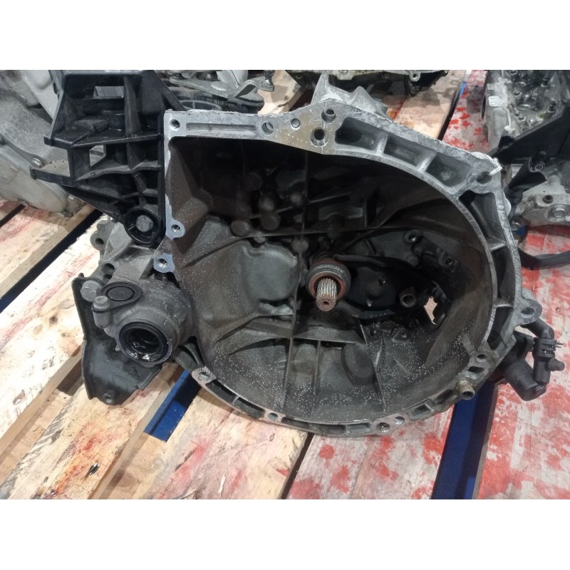 Recambio de caja cambios para peugeot 208 referencia OEM IAM 20CR03  