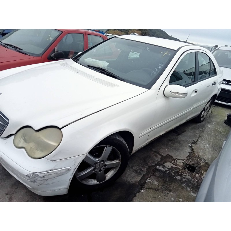 mercedes clase c (w203) berlina del año 2004