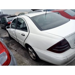 mercedes clase c (w203) berlina del año 2004