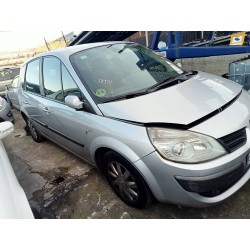 renault scenic ii del año 2006